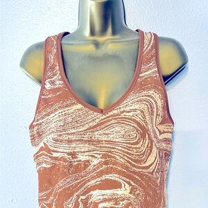 Athleta Tank Top Size Large